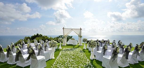 How to Start a Wedding Venue Business